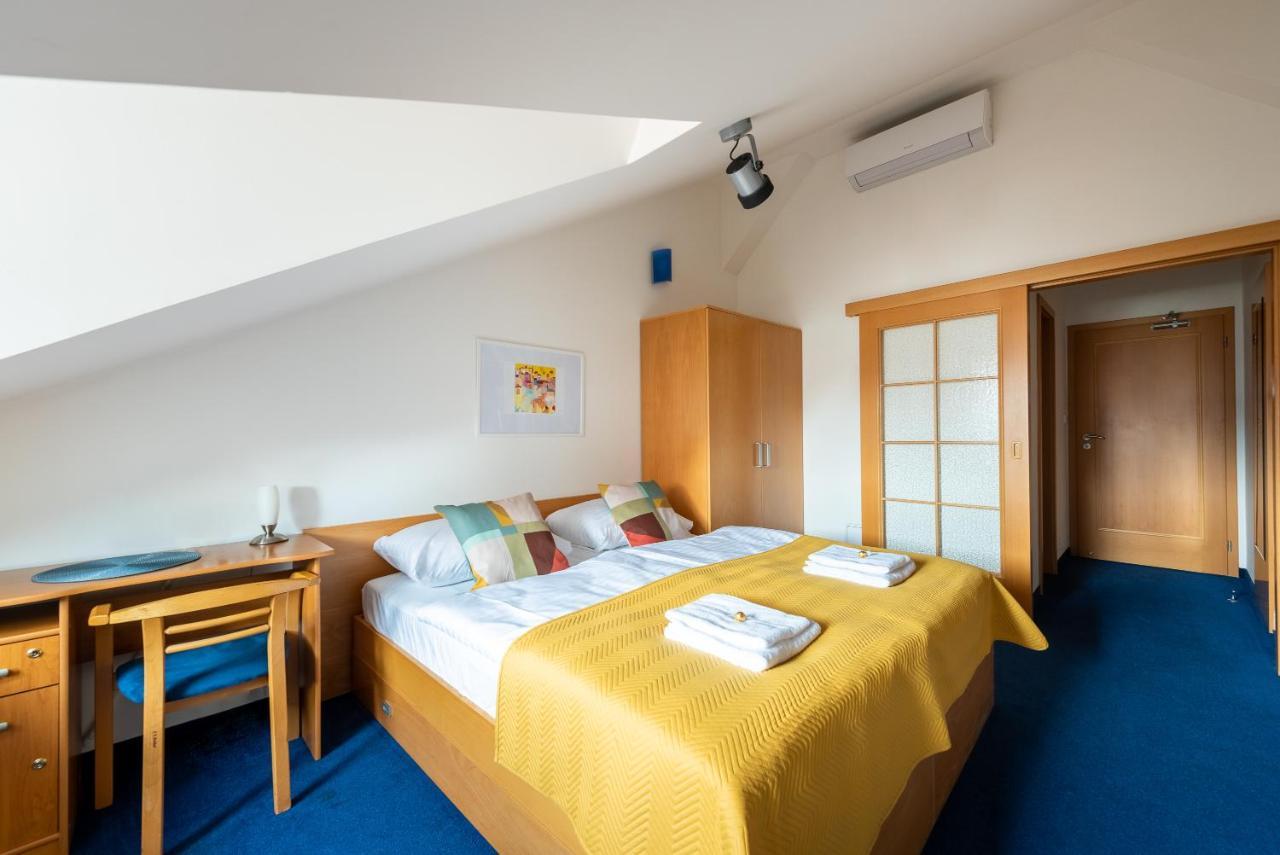 Libero Residence Прага Экстерьер фото